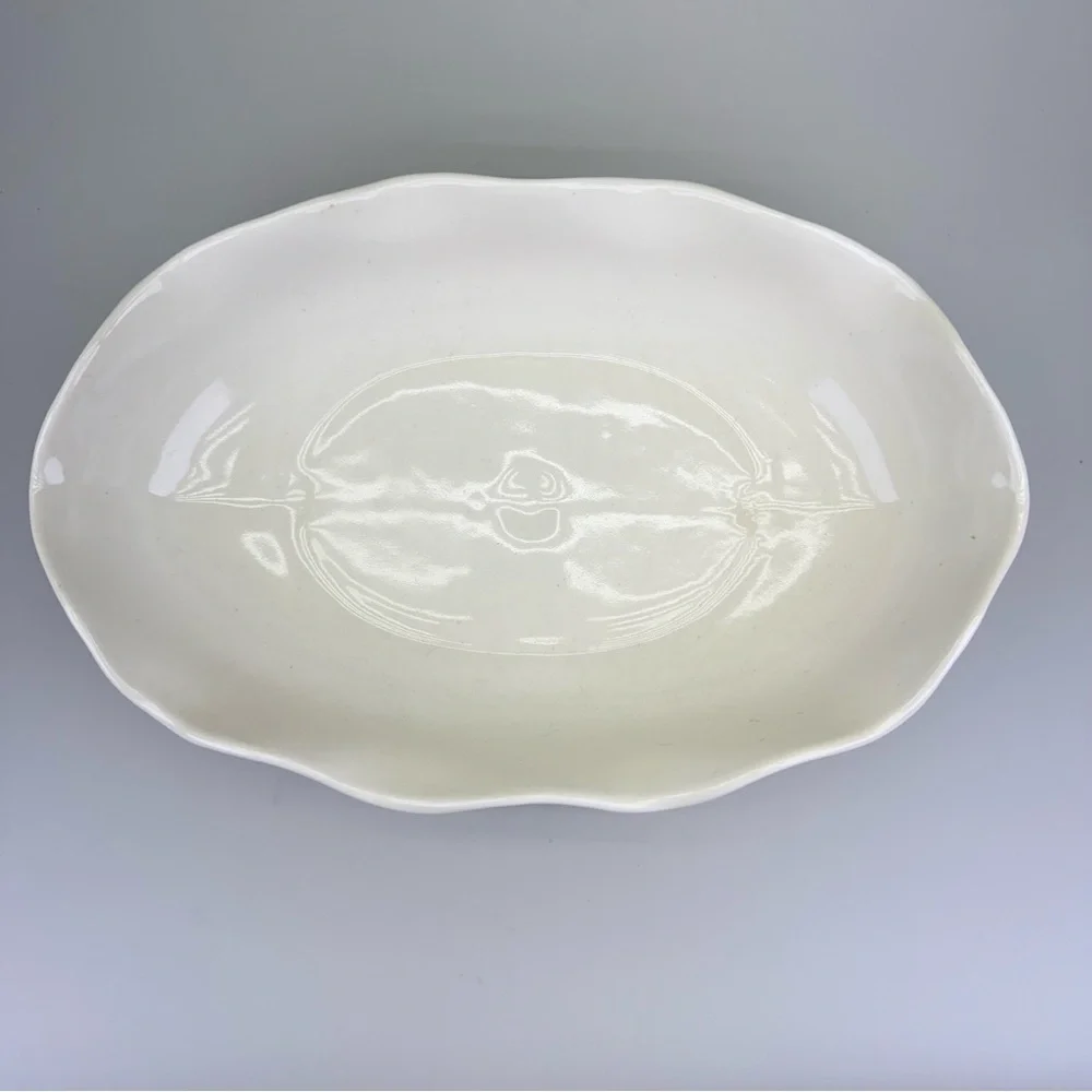 Vintage Abingdon Pottery Serving Bowl - Picture 6 of 11